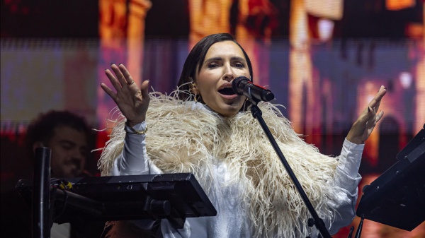 Serena Brancale a Sanremo con "Qui con me": tutto quello che c'è da sapere sulla canzone in gara al Festival