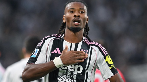 Serie A, Juventus-Inter 4-3, Fiorentina-Napoli 1-3, Cagliari-Parma 2-0