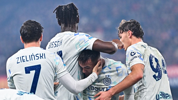 Serie A: L'Inter vola in testa alla classifica, frenano Napoli e Milan. Sorride la Juventus, Fiorentina sempre più ultima