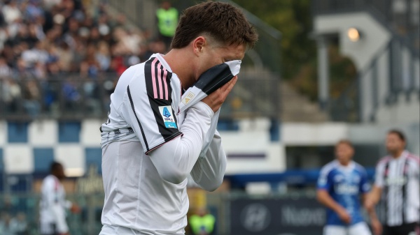 Serie A, Milan in testa nel segno di Leao; impresa del Como, che apre la crisi della Juventus