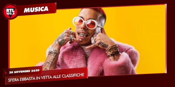 Sfera Ebbasta da record su FIMI: vinile al primo posto e 13 brani