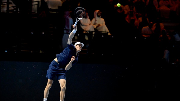 Sinner si conferma re in Arabia Saudita, suo il Six Kings Slam, battuto in finale Alcaraz