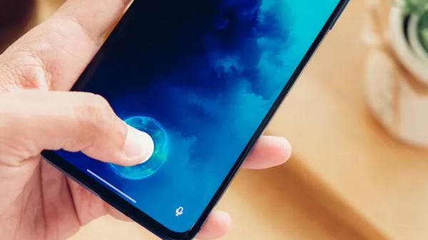 Smartphone come una casa, quando lo dimentichiamo o lo perdiamo, rischiamo di diventare dei senzatetto virtuali