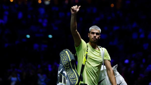 Sorpresa Alcaraz fuori a Parigi, Sinner può tornare n.1