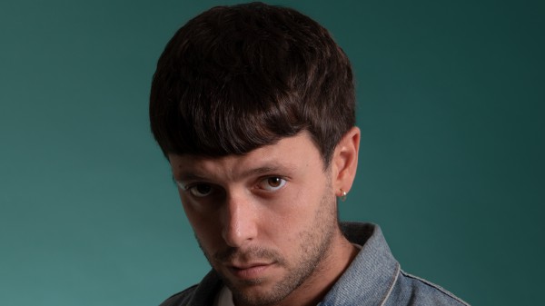 Suite 102.5 Prime Time Live, lunedì 7 dicembre l'esclusivo concerto di Gazzelle