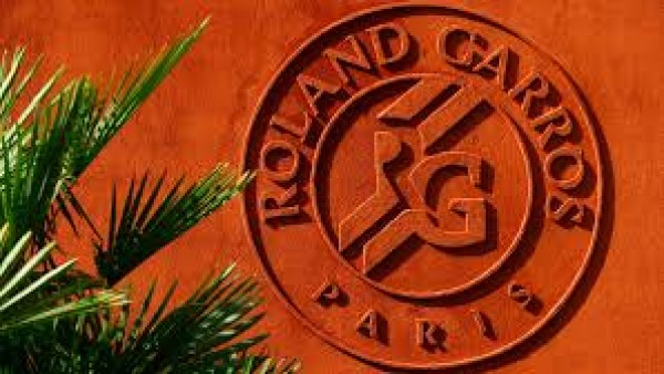 Tennis, al Roland Garros tre italiani hanno conquistato l'accesso agli ottavi di finale