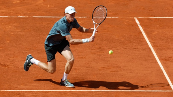 Tennis, Jannik Sinner vola ai quarti di finale dell'Open di MAdrid
