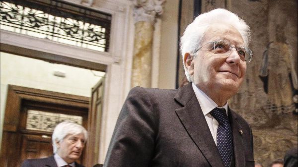 Uccise l'ex e si suicidò, Inps chiede rimborso, Mattarella chiama Catalfo