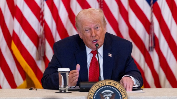 Un anno di Donald Trump bis: tra guerre, dazi e politica interna stravolta. Il mondo è cambiato