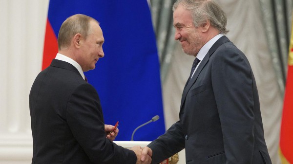 Valery Gergiev e il tesoro di Milano, il direttore d'orchestra che non ha tradito Putin ha case per 150 milioni di euro