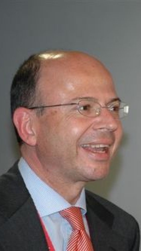 Vai alla pagina  Luca Giansanti Torniamo a occuparci di esteri, tra la delicata situazione mediorientale e il fronte ucraino