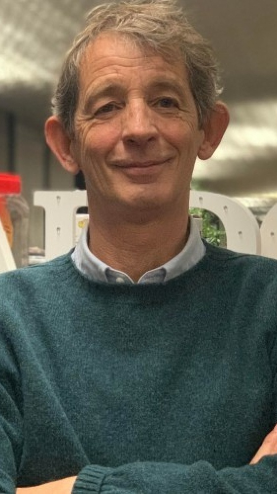 Vai alla pagina Aldo Vitali Il direttore di TV Sorrisi e canzoni ricorda Pippo Baudo