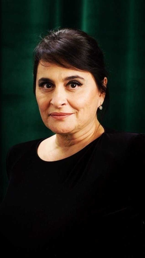 Vai alla pagina Angela Frenda Ci occupiamo di cibi estivi