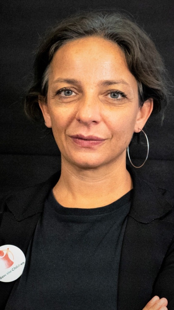 Vai alla pagina Antonella Inverno e Eugenia Carfora Save the Children per i minori