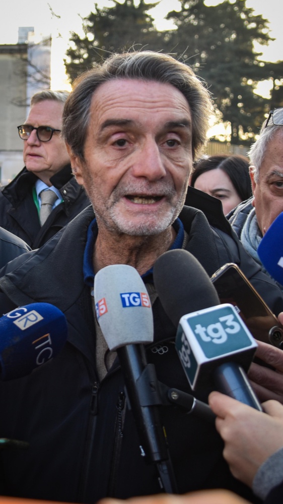 Vai alla pagina Attilio Fontana I feriti italiani al Niguarda di Milano