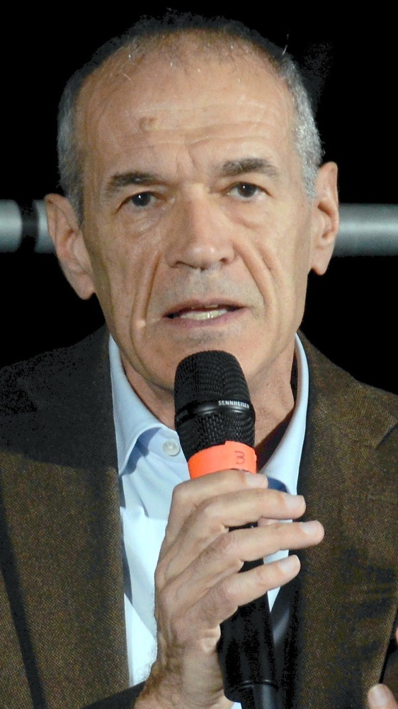 Vai alla pagina Carlo Cottarelli Attualità