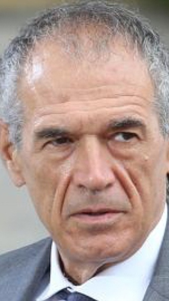 Vai alla pagina Carlo Cottarelli Spazio attualità 