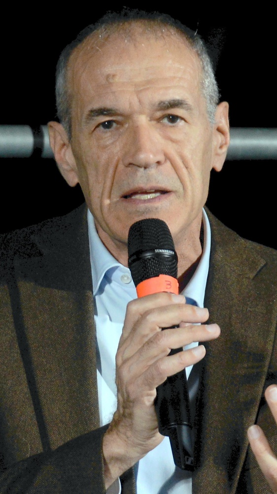 Vai alla pagina Carlo Cottarelli Spazio Attualità