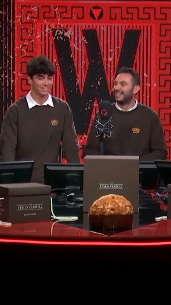 Vai alla pagina Emanuele e Nicolò Vezzoli Come nascono i panettoni Vezzoli