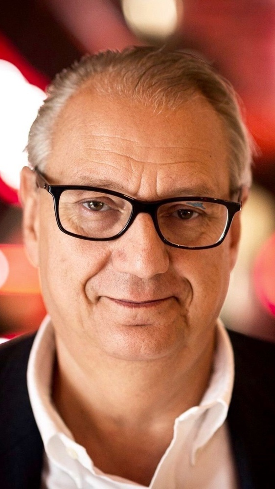 Vai alla pagina Emilio Deleidi Nuove regole Ue su motori termici 