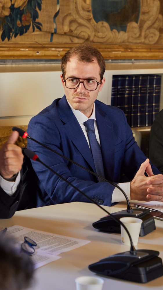 Vai alla pagina Emmanuele Panero  Esteri