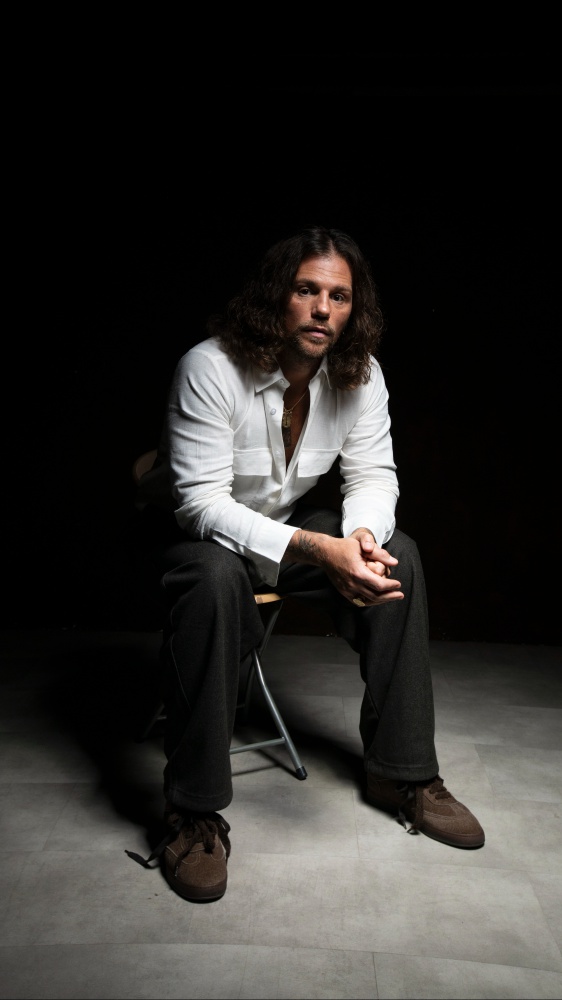 Vai alla pagina Enrico Nigiotti e Alfa ospiti in Miseria e Nobiltà in diretta da Sanremo