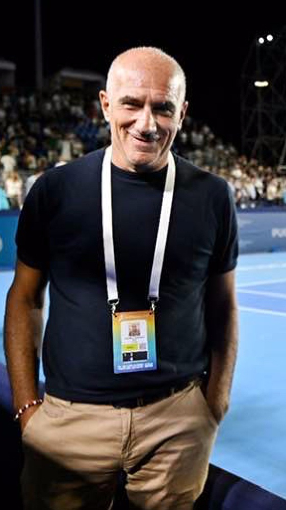 Vai alla pagina Enzo Tamborra Olimpiadi invernali. Oggi le prime gare degli atleti italiani