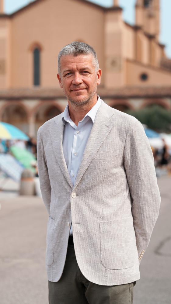 Vai alla pagina Federico Longhi Antichissima Fiera delle Grazie