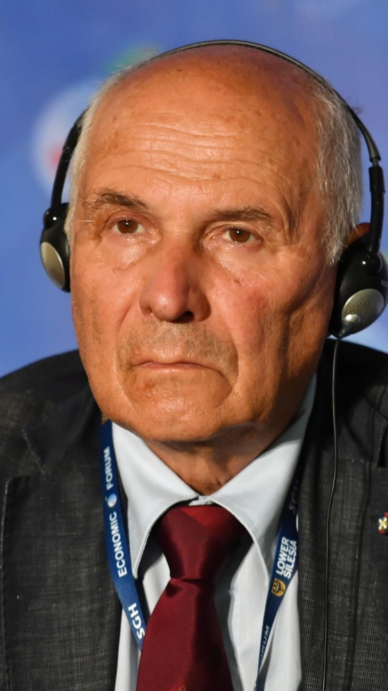 Vai alla pagina Generale Vincenzo Camporini Possibile partecipazione Italia a missione stretto di Hormuz