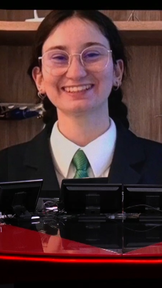 Vai alla pagina Linda Calistri La più giovane pilota di aerei commerciali