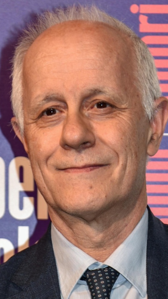Vai alla pagina Luciano Fontana Spazio Attualità