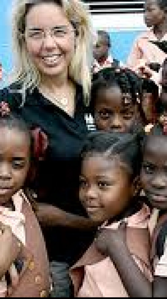 Vai alla pagina Maria Vittoria Rava Aiuto all'infanzia e all'adolescenza