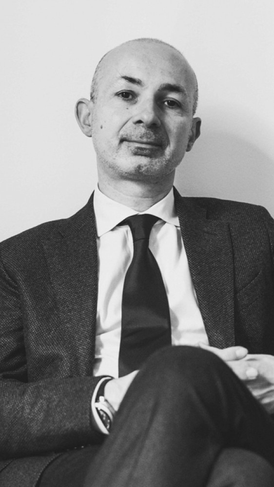 Vai alla pagina Massimiliano Panarari Ricchezza famiglie italiane 