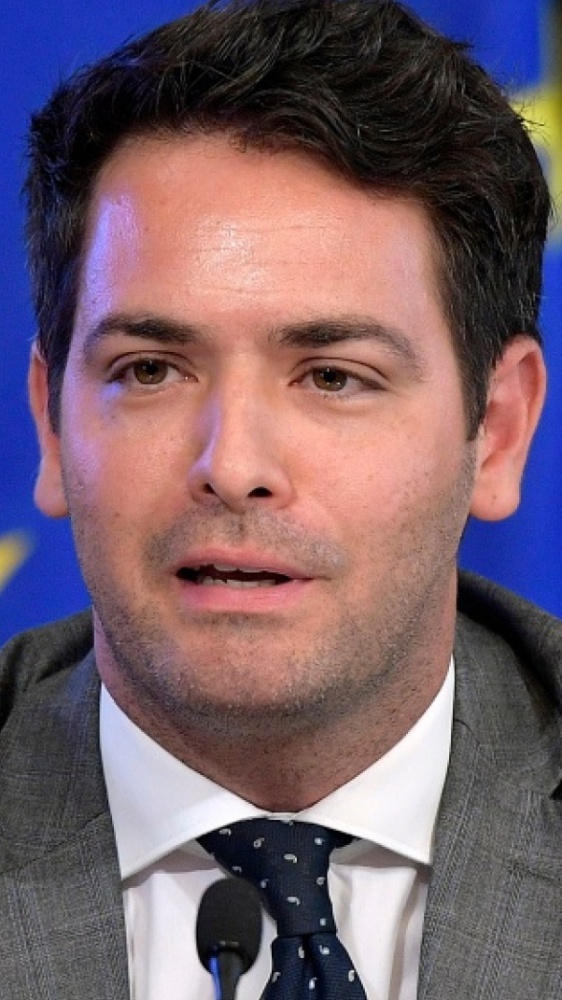 Vai alla pagina Michele Sciscioli Carta d'identità elettronica