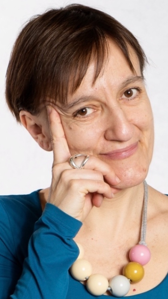 Vai alla pagina Myriam Defilippi Spazio Donna Moderna