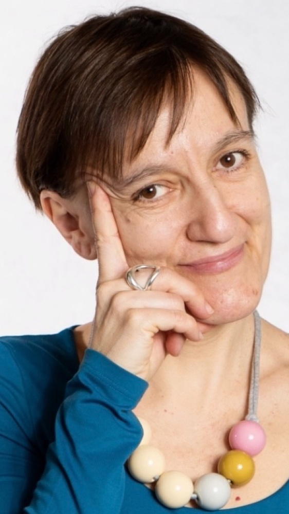 Vai alla pagina Myriam Defilippi Spazio Donna Moderna