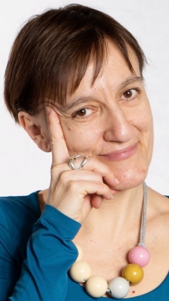 Vai alla pagina Myriam Defilippi Spazio Donna Moderna