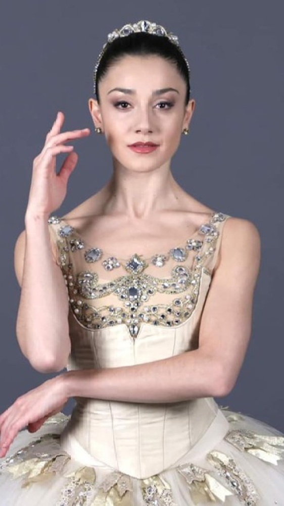 Vai alla pagina Nicoletta Manni Uno sguardo alla grande opera alla Scala di Milano