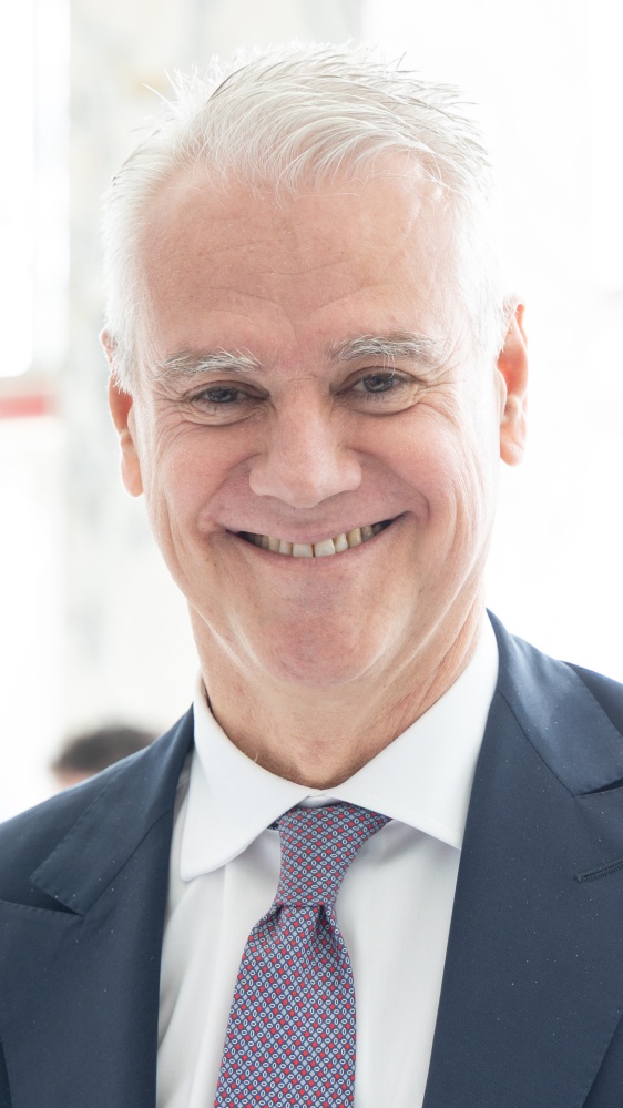 Vai alla pagina Paolo Zangrillo Intervista a tutto campo al ministro per la Pubblica Amministrazione