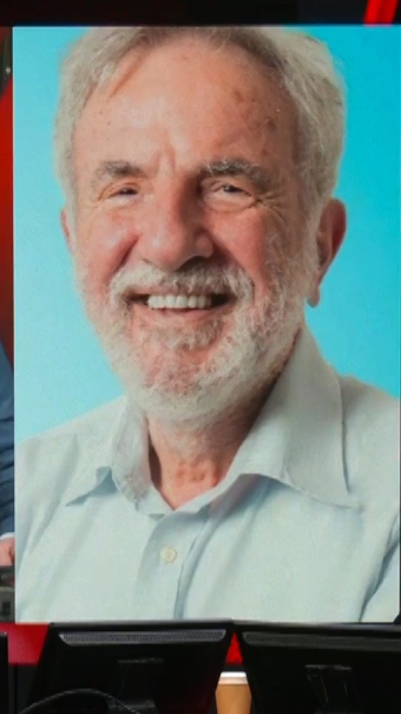 Vai alla pagina Riccardo Gullo Scuola più piccola d'Europa