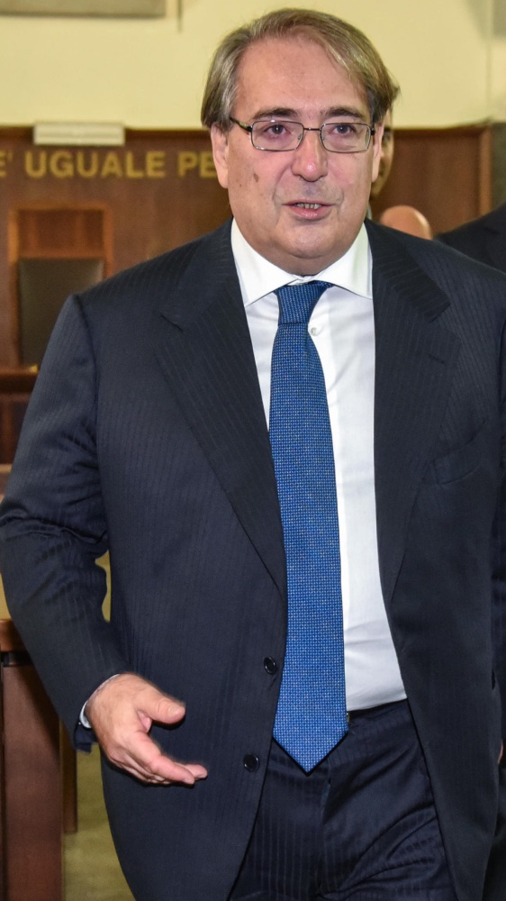 Vai alla pagina Roberto Napoletano Il commento sull'attualità con Roberto Napoletano