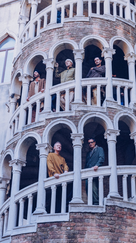 Vai alla pagina Subsonica "Terre Rare è il nostro nuovo album"