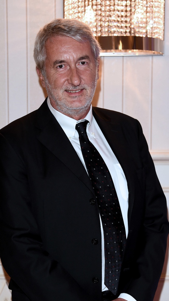 Vai alla pagina Umberto Brindani Trecento secondi con Massimo Giletti