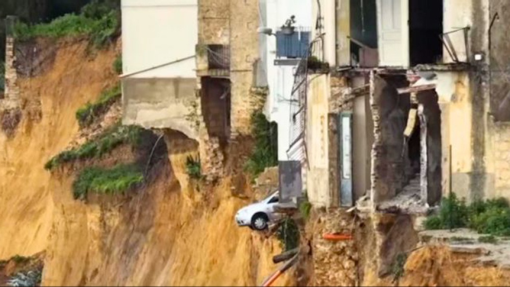 Assicurazioni e tregua