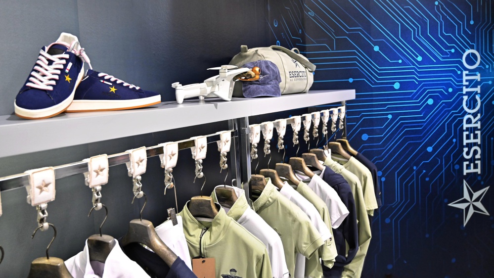 Esercito Sportswear AI stile e innovazione