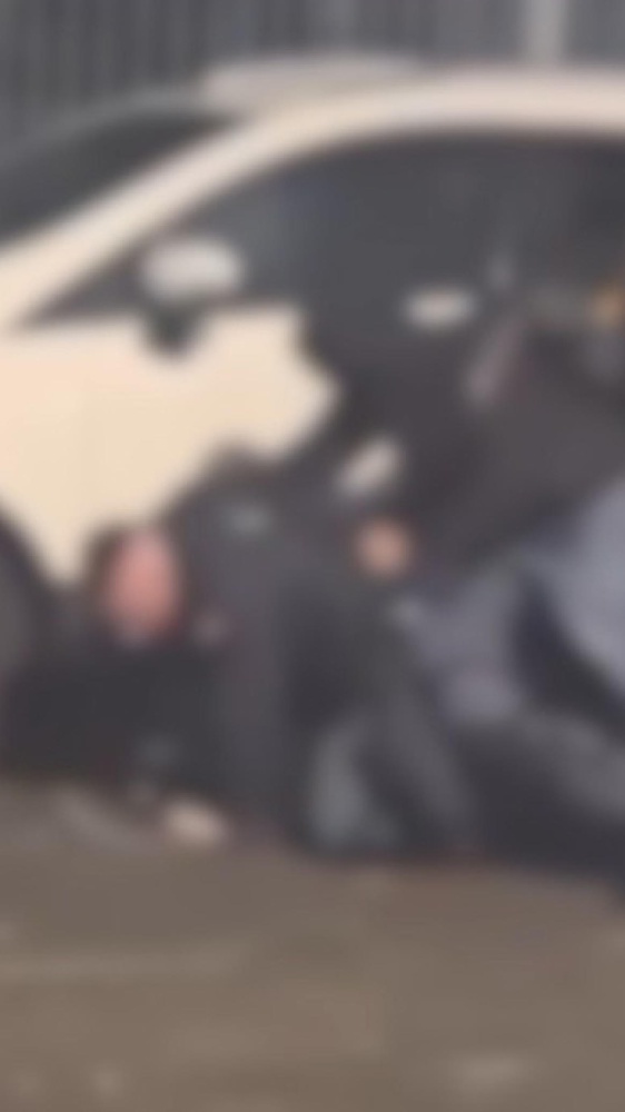 L'Indignato Speciale - Guerriglia a Torino