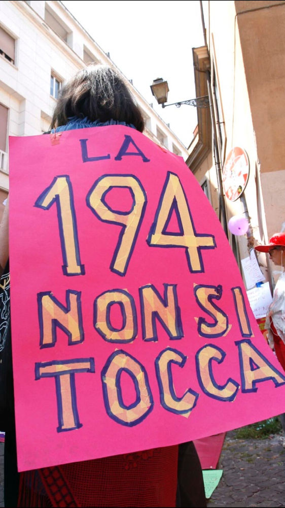 L'opinione di Davide Giacalone - La legge 194, fine vita e ricorsi in Emilia Romagna, i conti della sanità