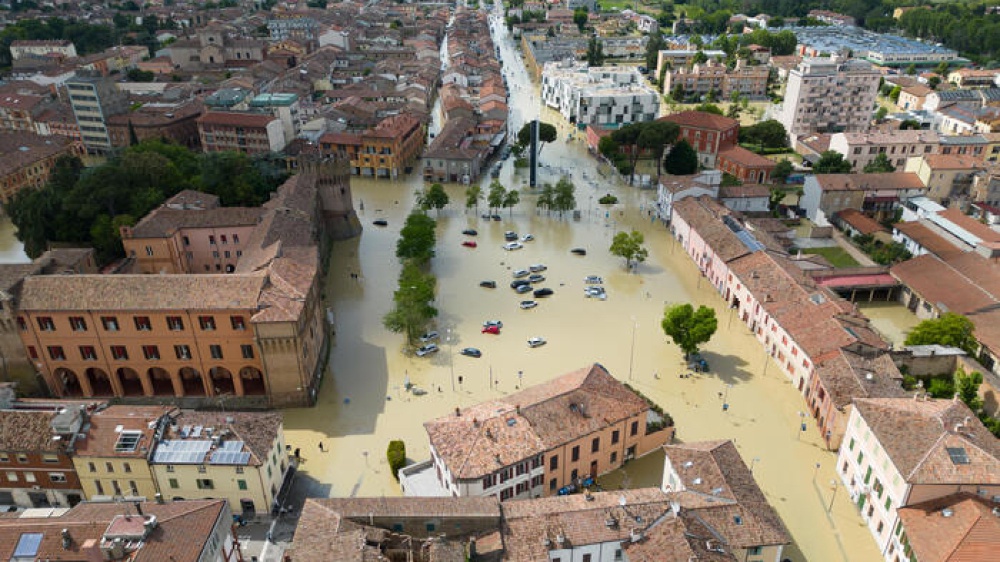 L’assicurazione clima, Europa e Ucraina, l’attacco di Israele in Libano