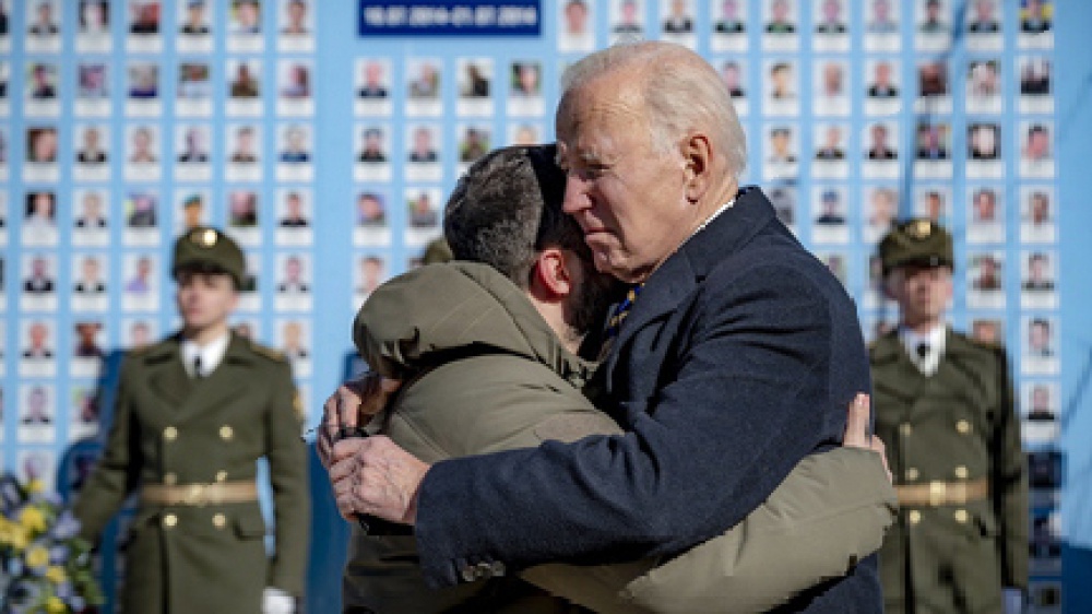 L’incontro Biden-Zelensnky-Meloni, le sanzioni alla Russia e il superbonus