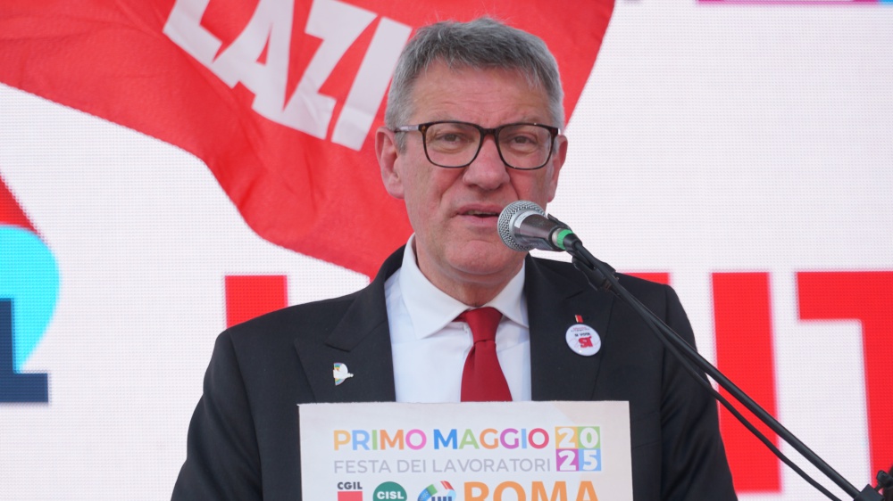 Lo scontro Meloni/Landini sul lavoro e l'educazione sessuale nelle scuole